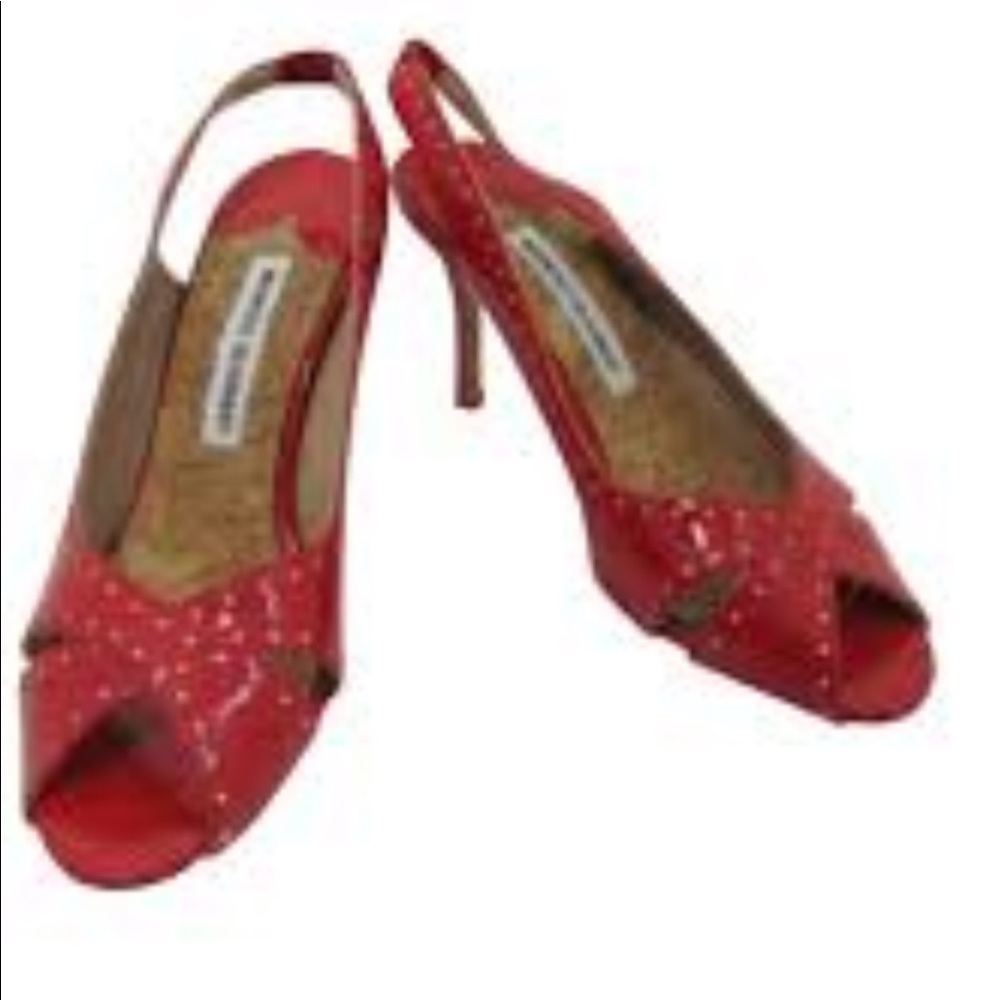 MANOLO BLAHNIK Patent Leather Peep Toe size 38.5